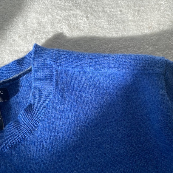 Banana Republic Extra Fine 100% Merino Wool Sweater Mens L Royal-Blue - Picture 5 of 9